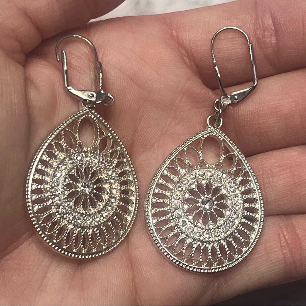 Silvertone Teardrop Dangle Leverback Earrings - image 3